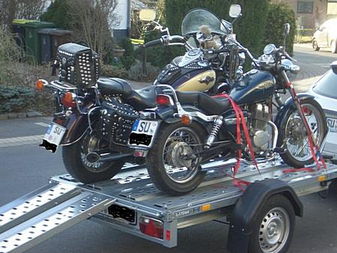 Motorradanhänger günstig sowie preiswert mieten und leihen mit Motorrad und Anhänger in Niederkassel
